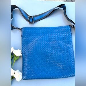 Authentic Bottega Veneta blue intrecciato nappa leather bag